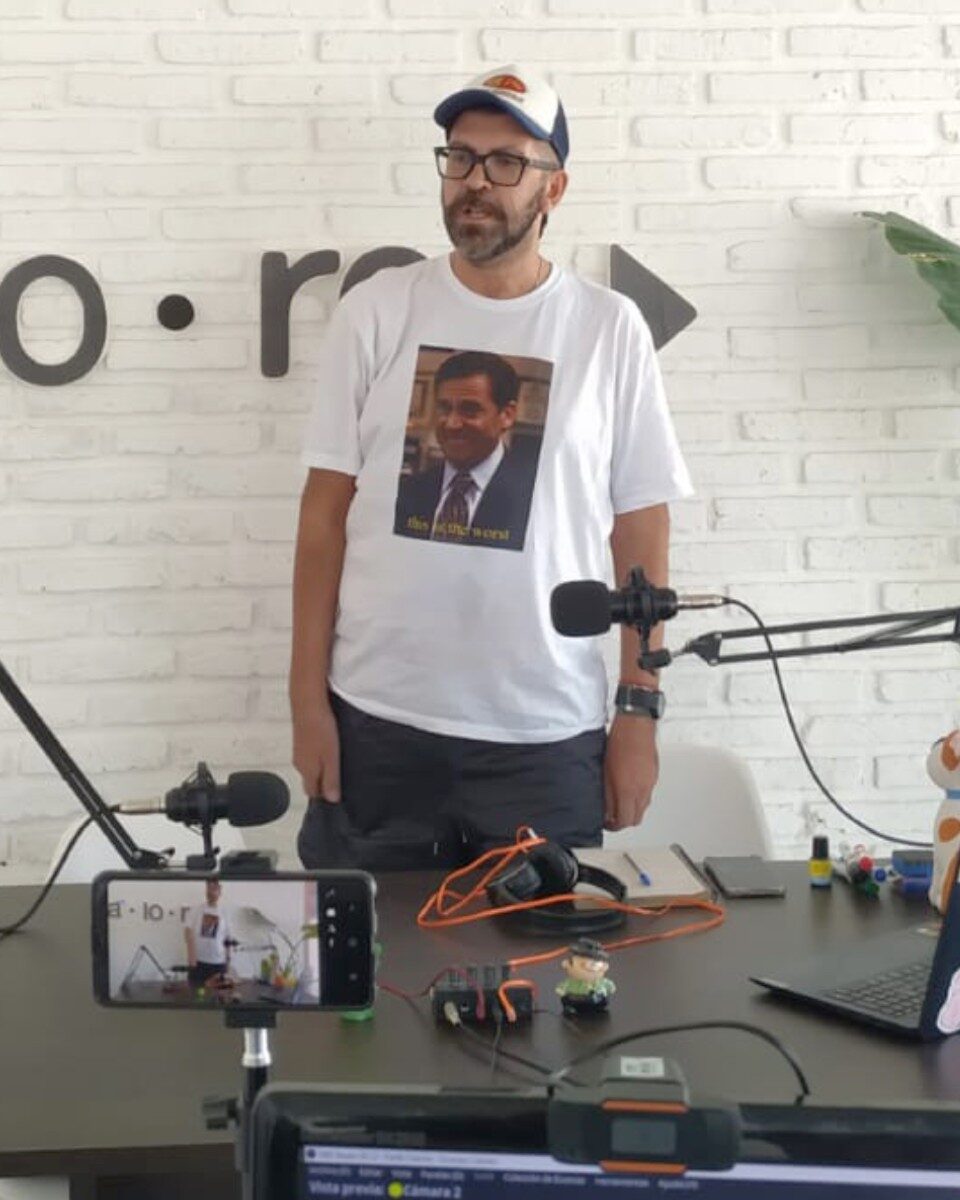 Instagram post from capi.remeras. This post is in position 1.
